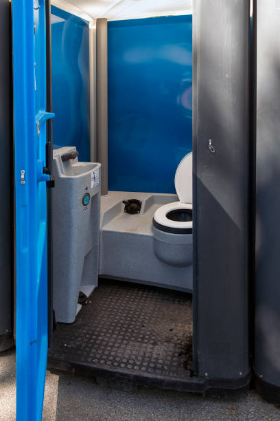 Best Best portable toilet rental  in Manhattan, KS